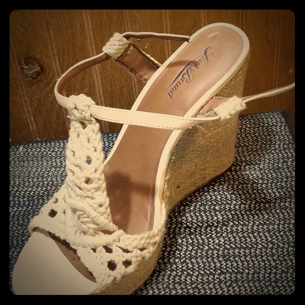 Lucky Brand  slingback sandals brand new mint cond